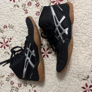 ASICS Black Wrestling Shoes